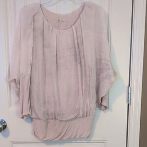 Chic Light Pink Women's Blouse